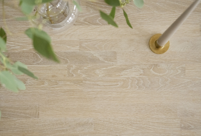 Emmett matbord 240 vitpigmenterad ek#7