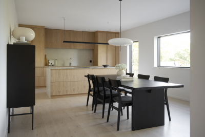 Emmett matbord 240 svart ask#3