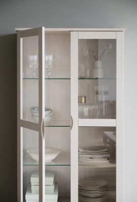 Filippa vitrin 2D 1L vitpigmenterad ek#5