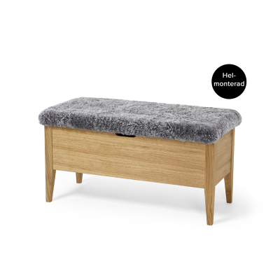 Klinte bänk 90 cm oljad ek med äkta fårskinn
