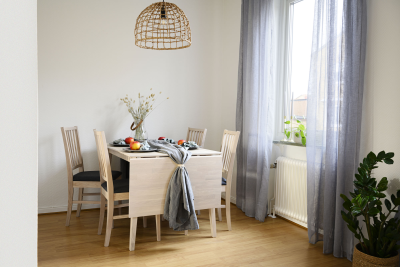 Filippa stol vitpigmenterad ek/grått tyg#3